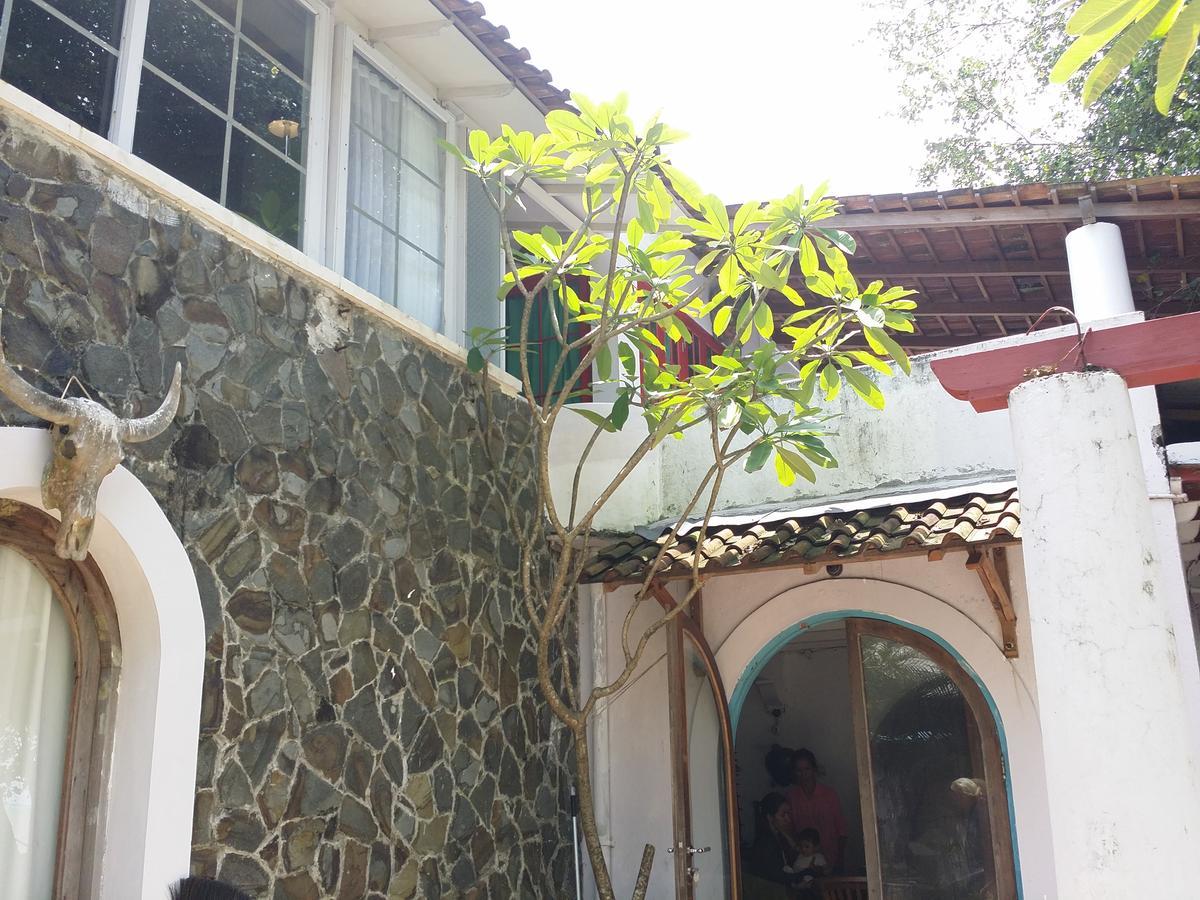 Villa Isabella Putri B&B 제파라 외부 사진